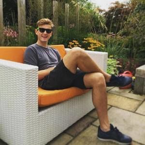 Meet your Posher, George